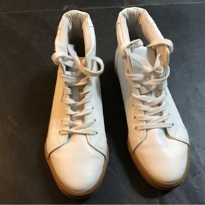 Nautica Henrika leather tops